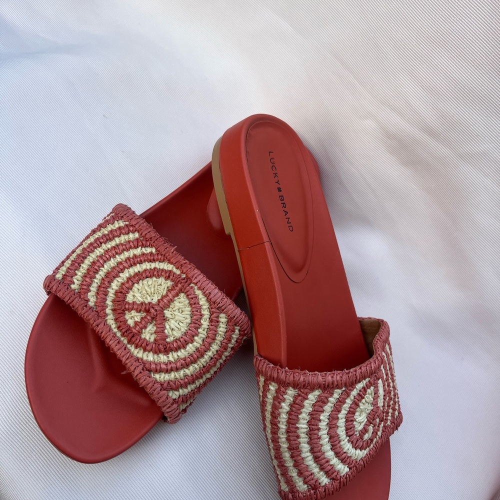Lucky Brand Coral and Cream Women's Slide Sandals